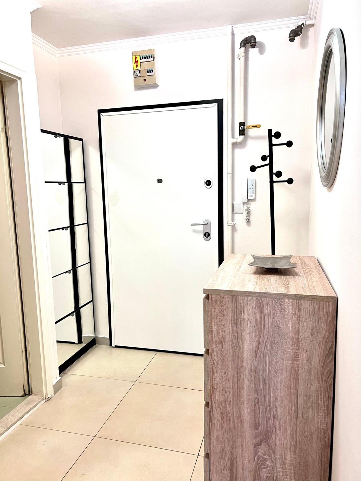 Apartment Family Загреб Экстерьер фото